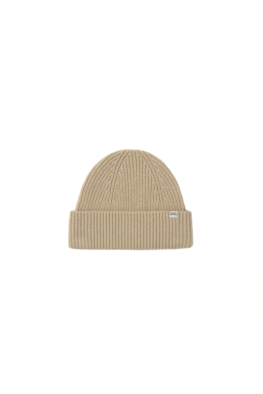 Leo Beanie in Dark Vanilla