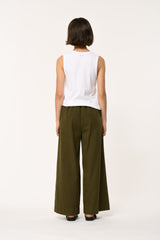 Taylor Barrel Trouser in Khaki