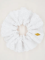 Froufrou Blanc Scrunchie in White