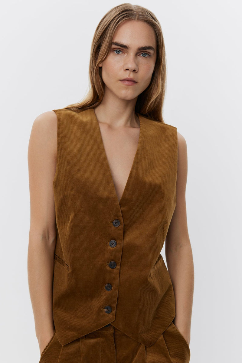 Cord Waist Coat in Mustard