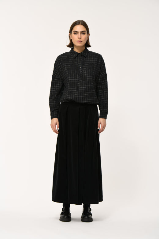 Wide-Leg Corduroy Culottes in Black