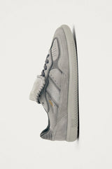 Sneaker in Pale Grey