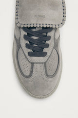 Sneaker in Pale Grey