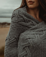 Aran Knit Throw in Soft Grey